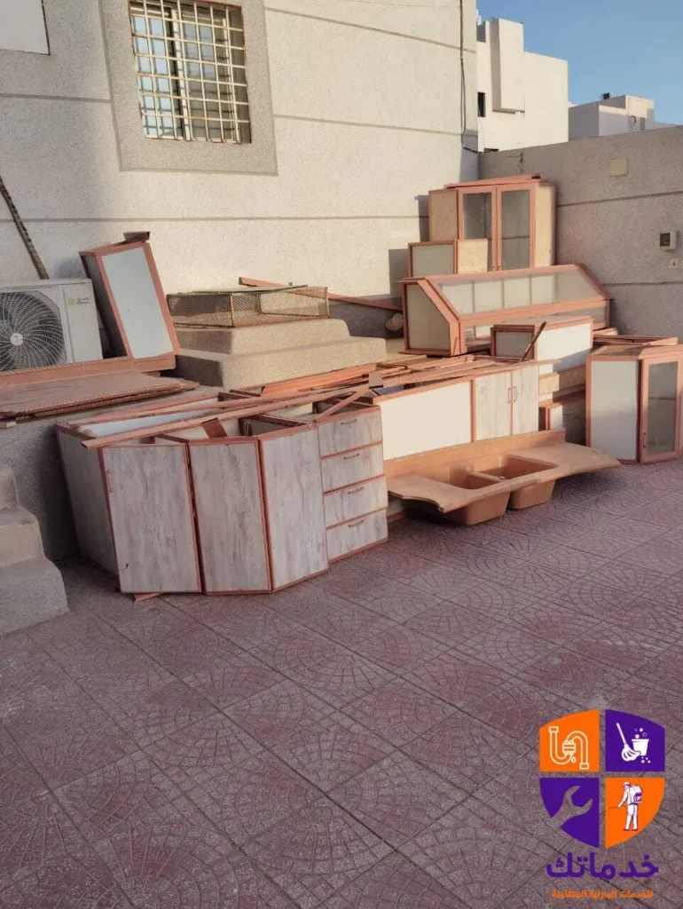 اثاث مستعمل