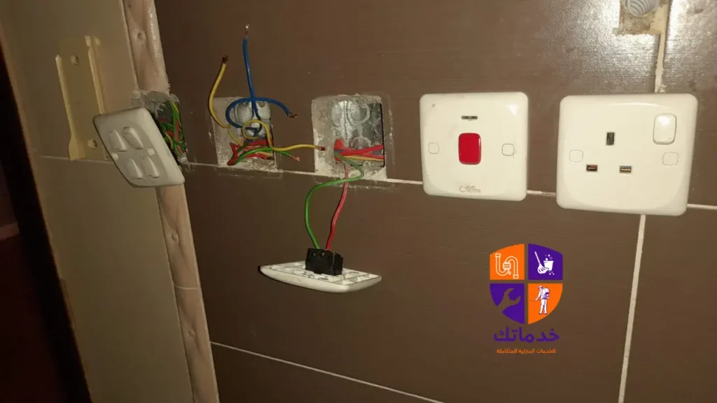 فني الكهرباء