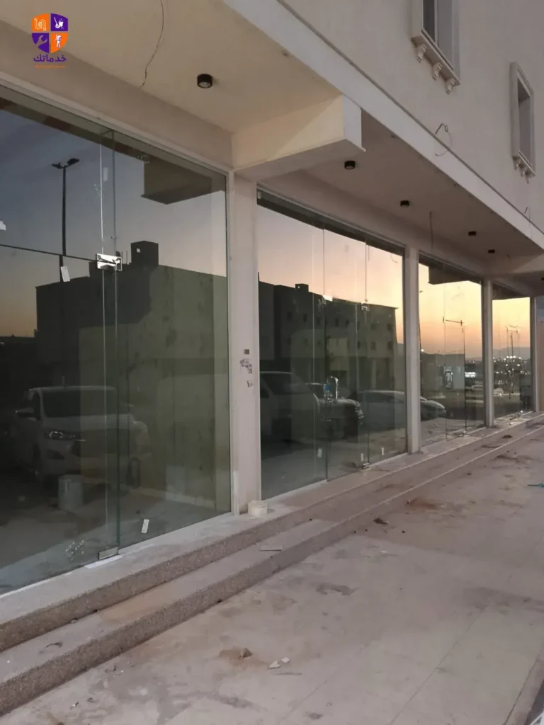 واجهات زجاج سكريت